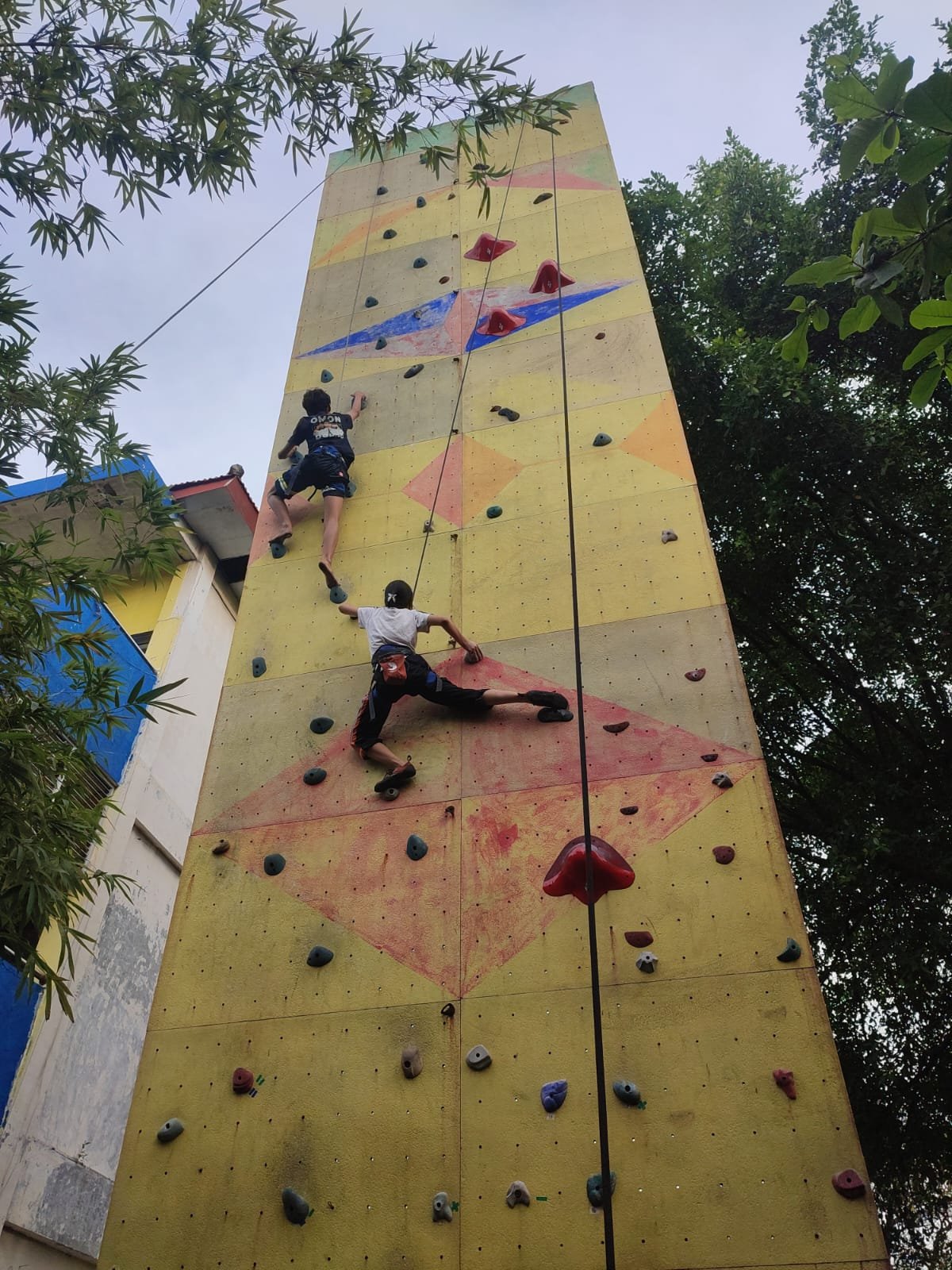 Thumbnail Wall Climbing